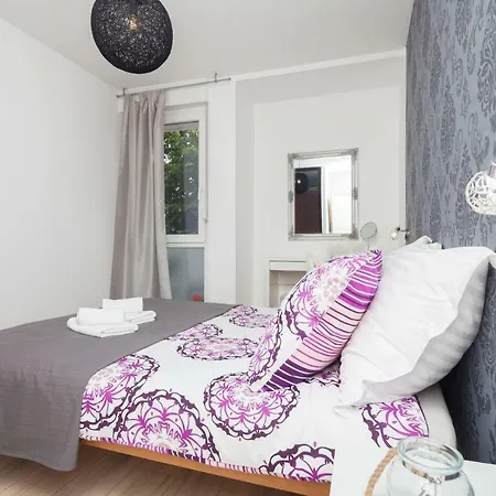 Apartman Ester Apartment Pula Exterior photo