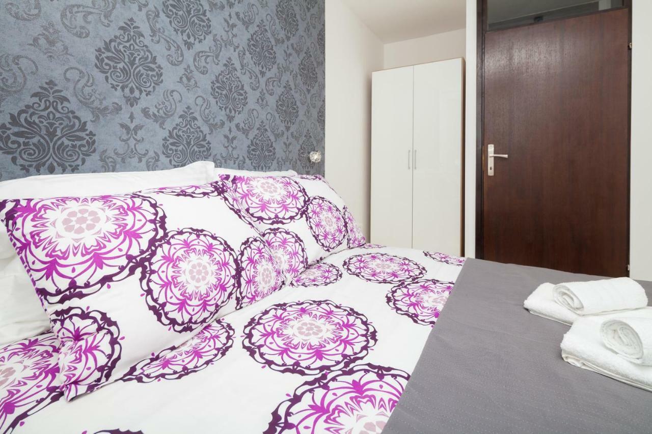 Apartman Ester Apartment