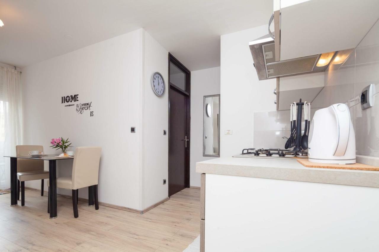 Apartment Apartman Ester Pula